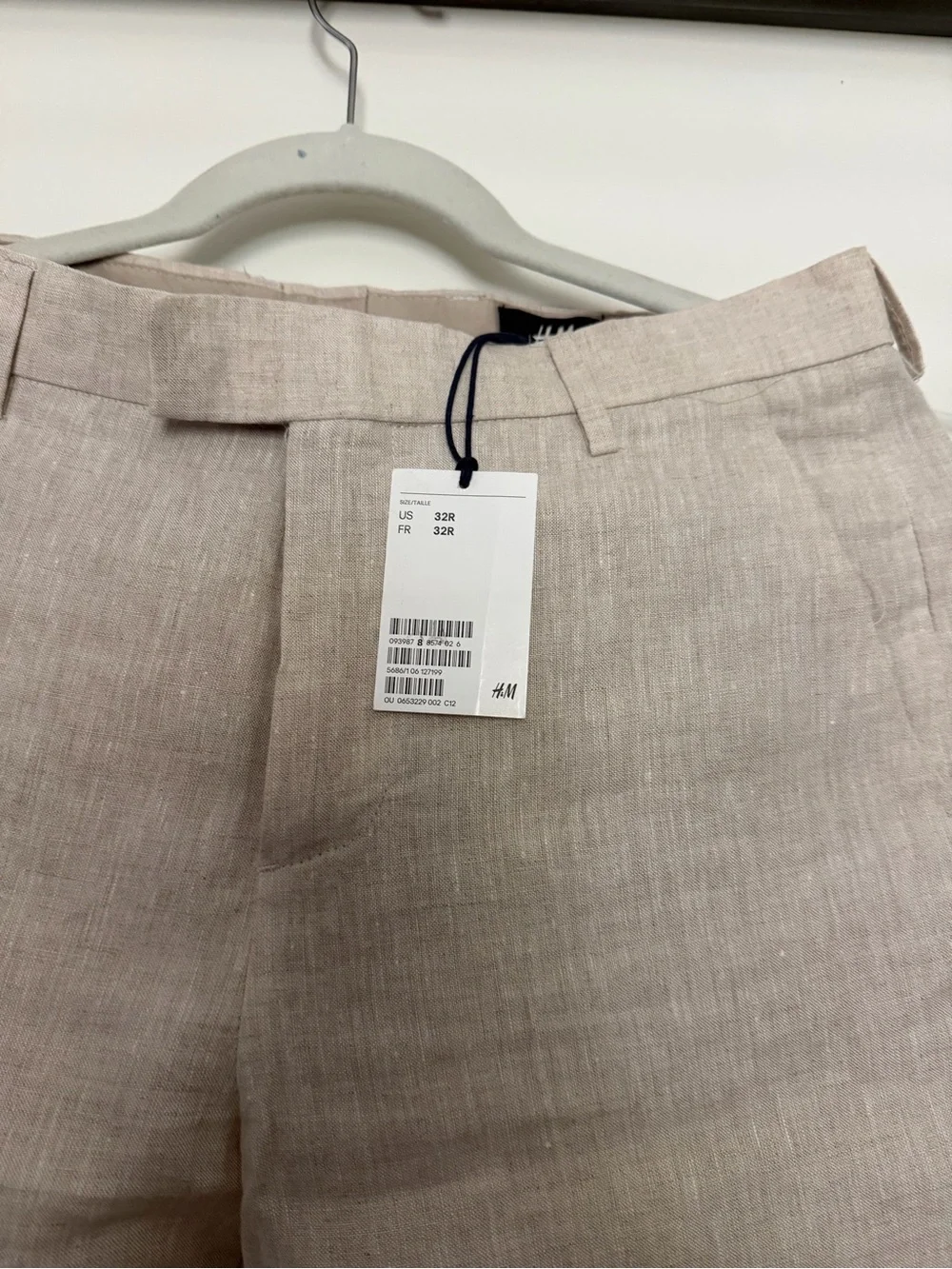 H&M Men's Slim Linen-Blend Chinos in Light Beige